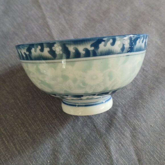 Misty Rose Blue Foral Condiment Soup Dessert Bowl 4.3/8" x 2.5"set of 7 New - Picture 2 of 4